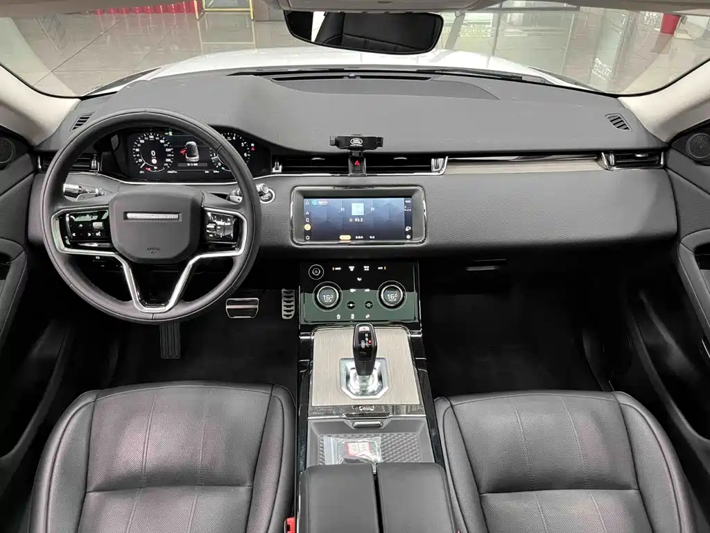 Land Rover Range Rover Evoque 2022 — фото 2