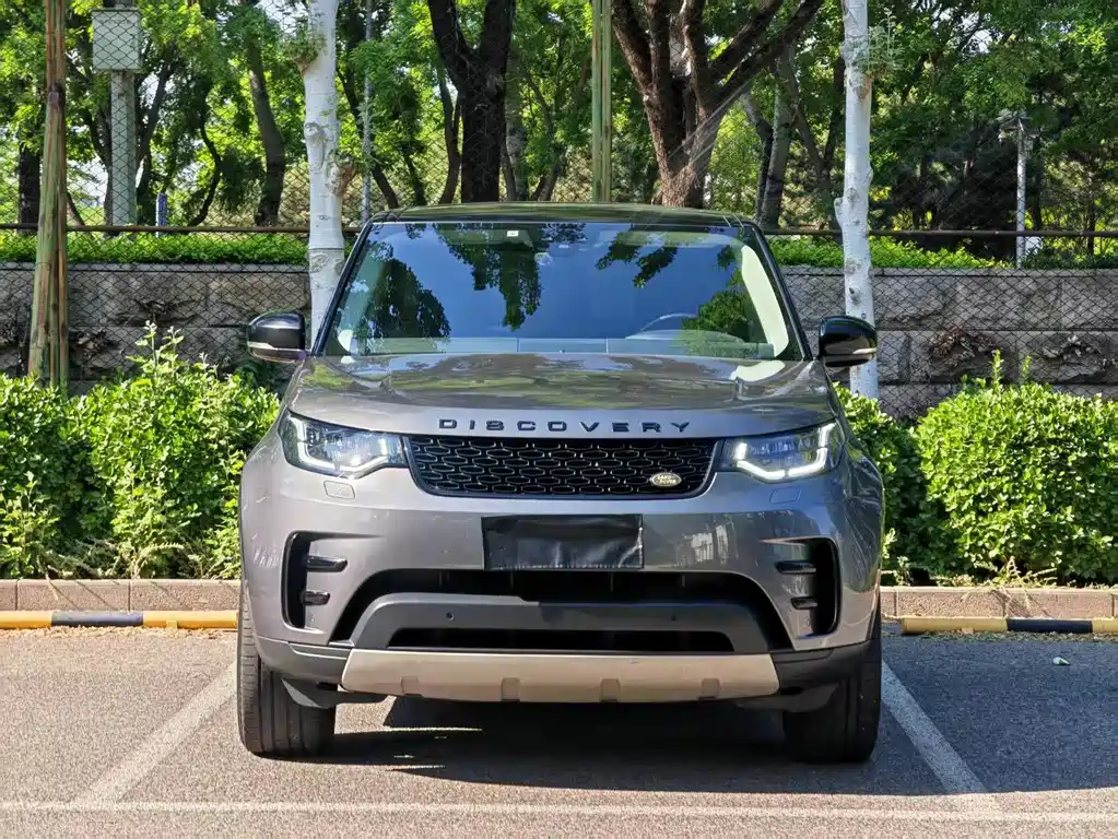 Land Rover Discovery 2018 — фото 2