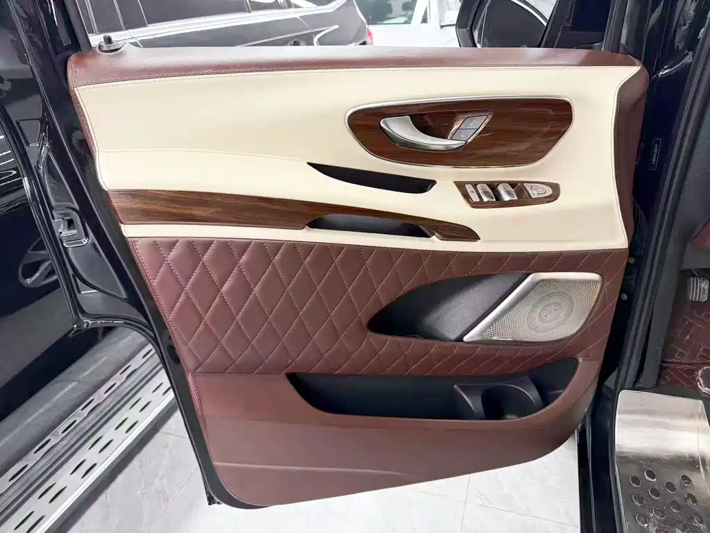 Mercedes-Benz Vito 2020 — фото 16