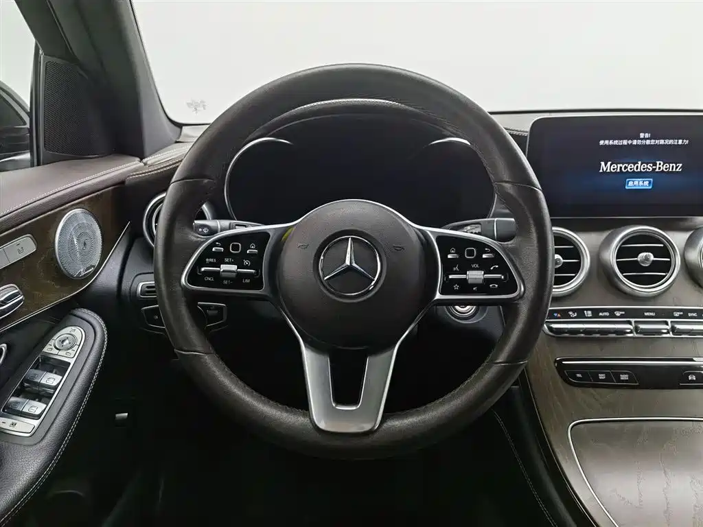 Mercedes-Benz GLC 2020 — фото 11