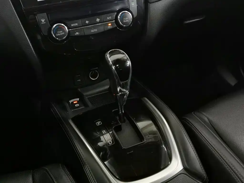Nissan X-Trail 2019 — фото 13
