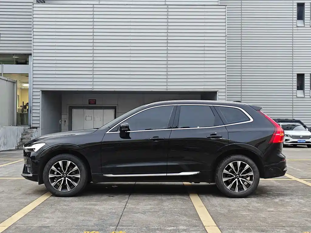 Volvo XC60 2023
