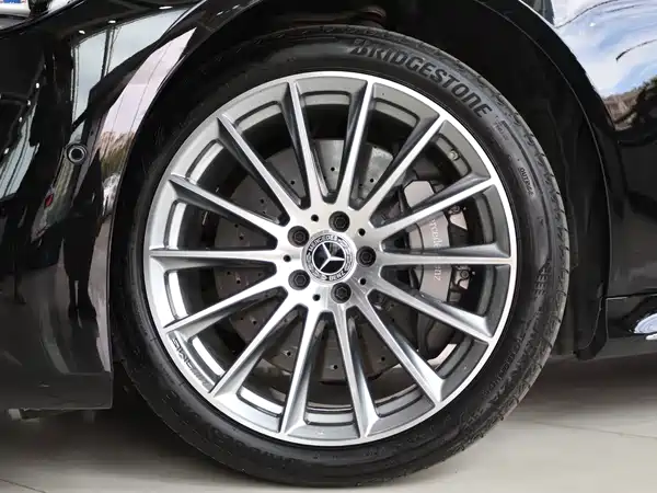 Mercedes-Benz S-Class 2022
