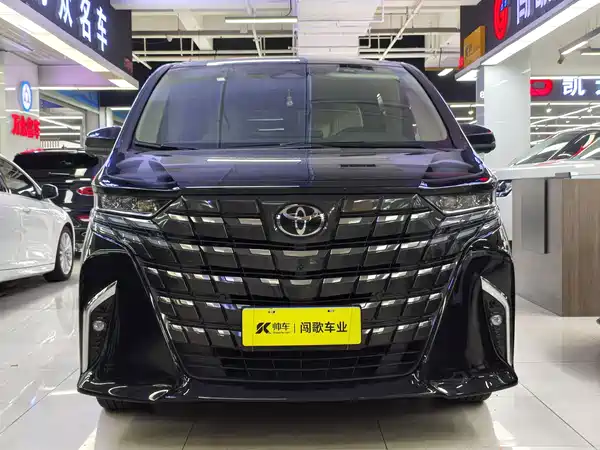 Toyota Alphard 2024