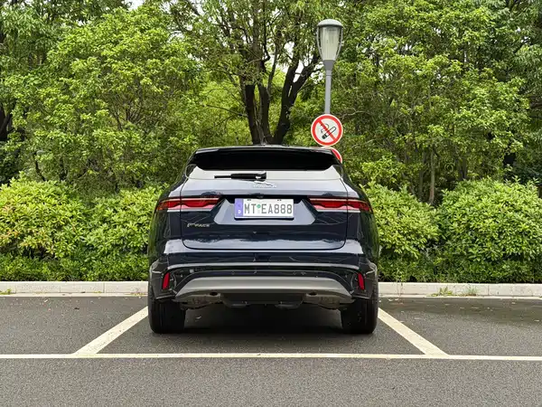 Jaguar F-PACE 2021