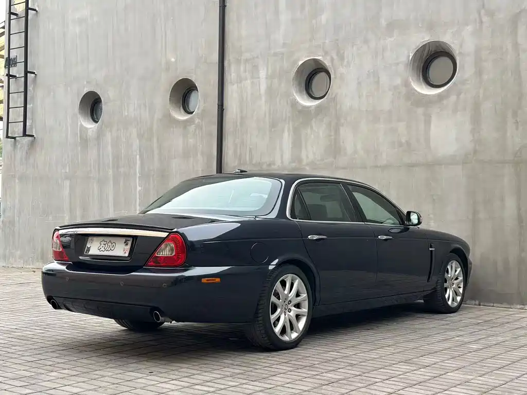 Jaguar XJ 2008 — фото 4