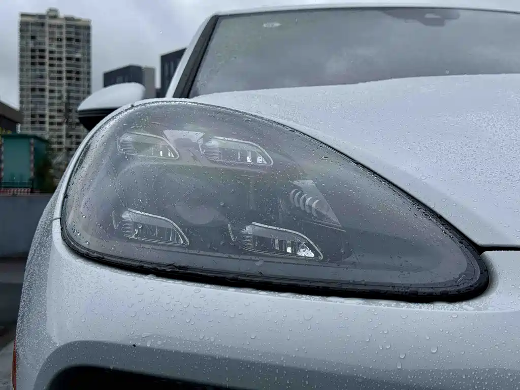 Porsche Cayenne 2023 — фото 13