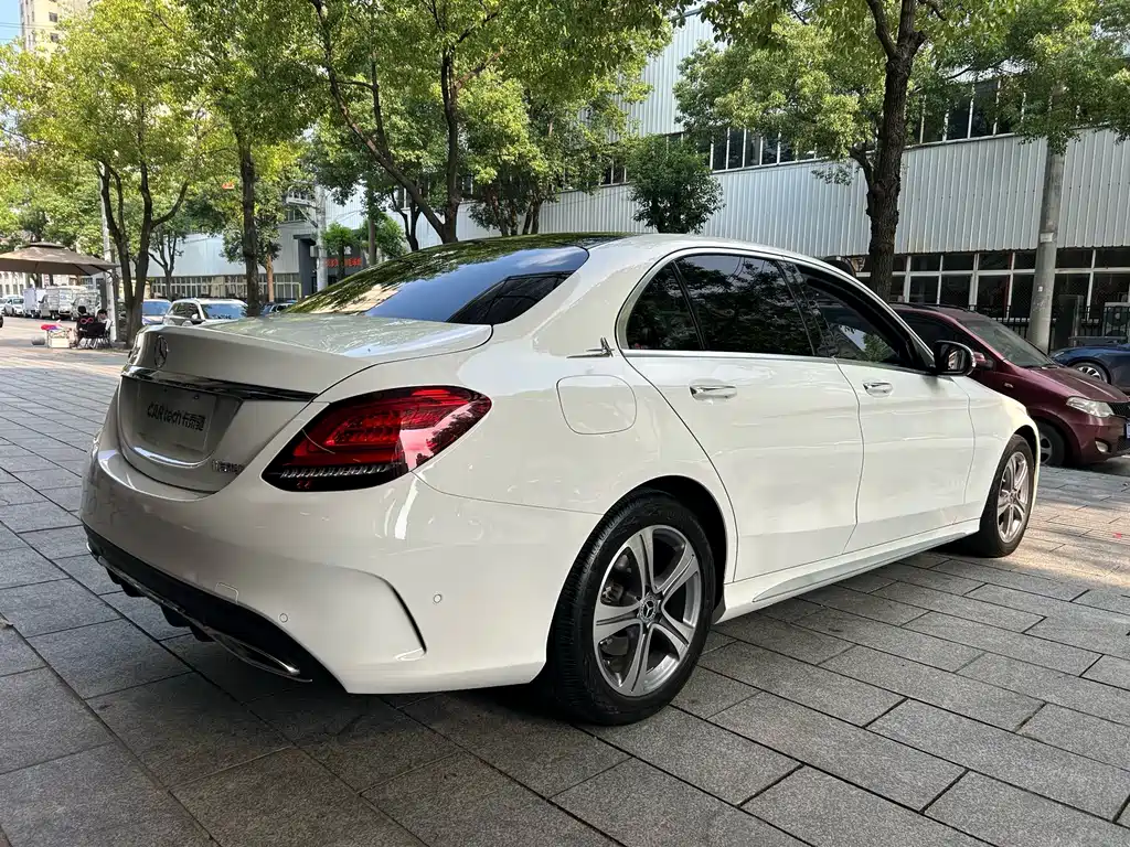 Mercedes-Benz C-Class 2020 — фото 14