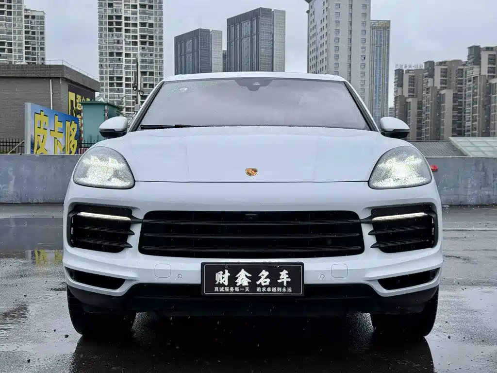 Porsche Cayenne 2023 — фото 2