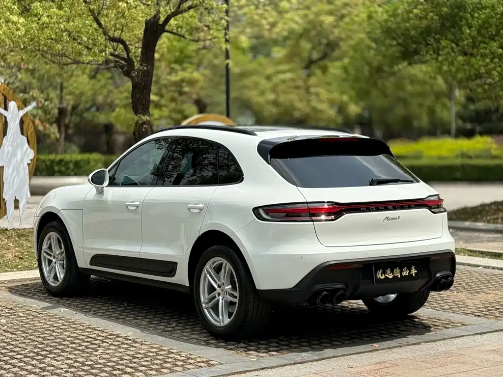 Porsche Macan 2024 — фото 19