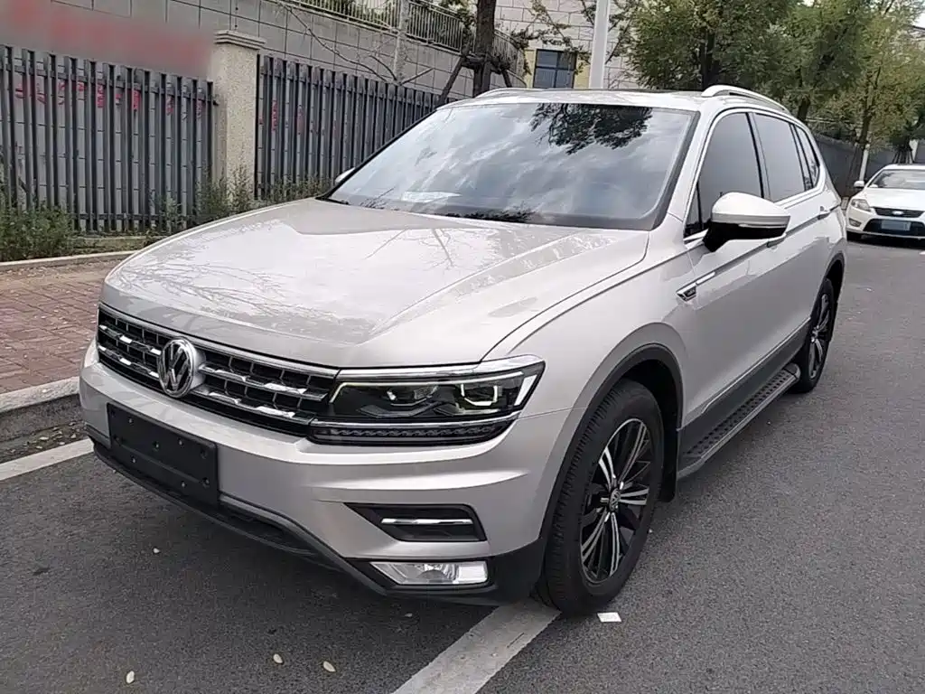 Volkswagen Tiguan L 2018 — фото 2