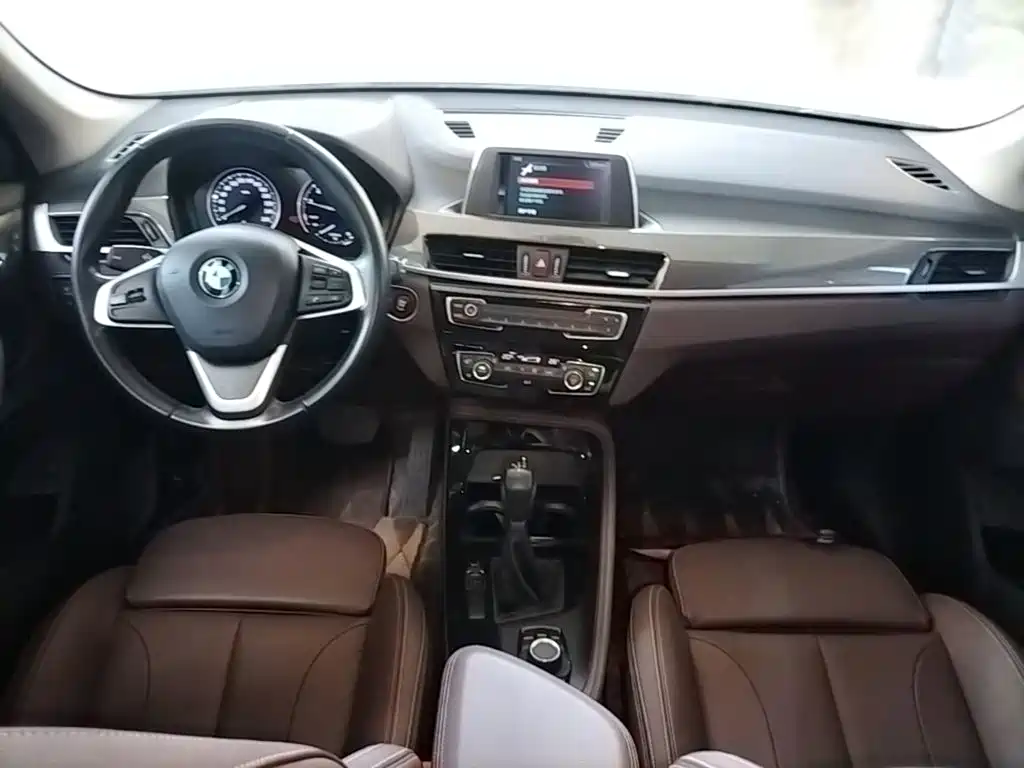 BMW X1 2019 — фото 10