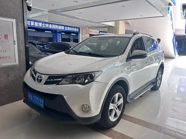 Toyota RAV4 2013