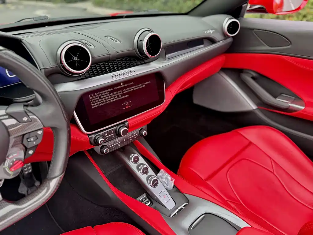 Ferrari Portofino 2019 — фото 9