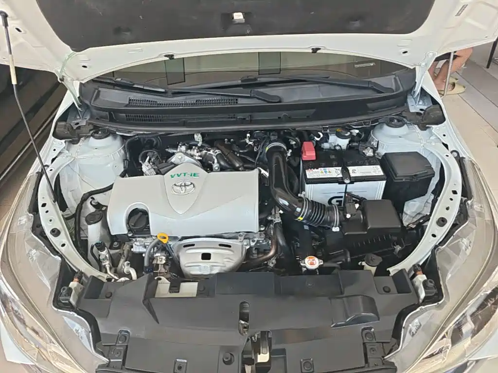 Toyota Yaris L 2021 — фото 20
