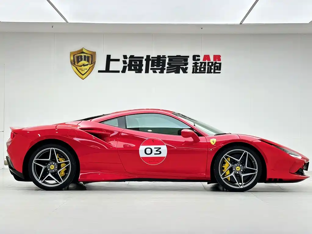 Ferrari F8 2022 — фото 6