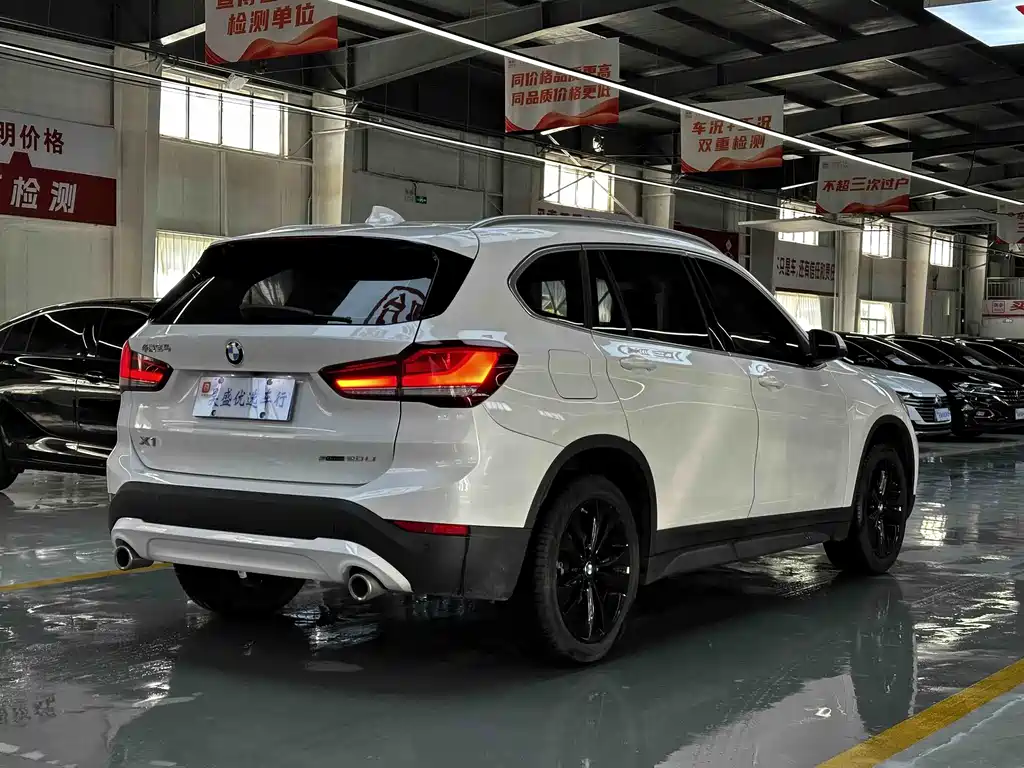 BMW X1 2021