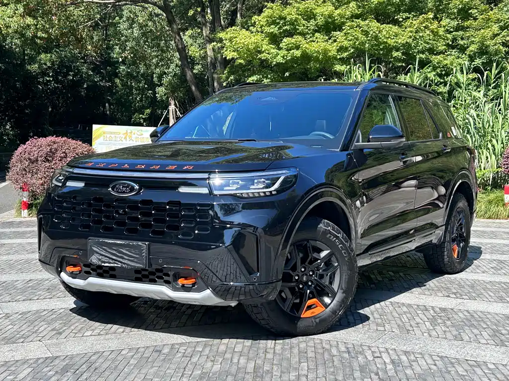 Ford Explorer 2026 — фото 1