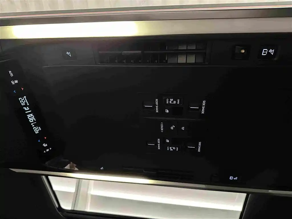 Toyota Alphard 2024 — фото 16