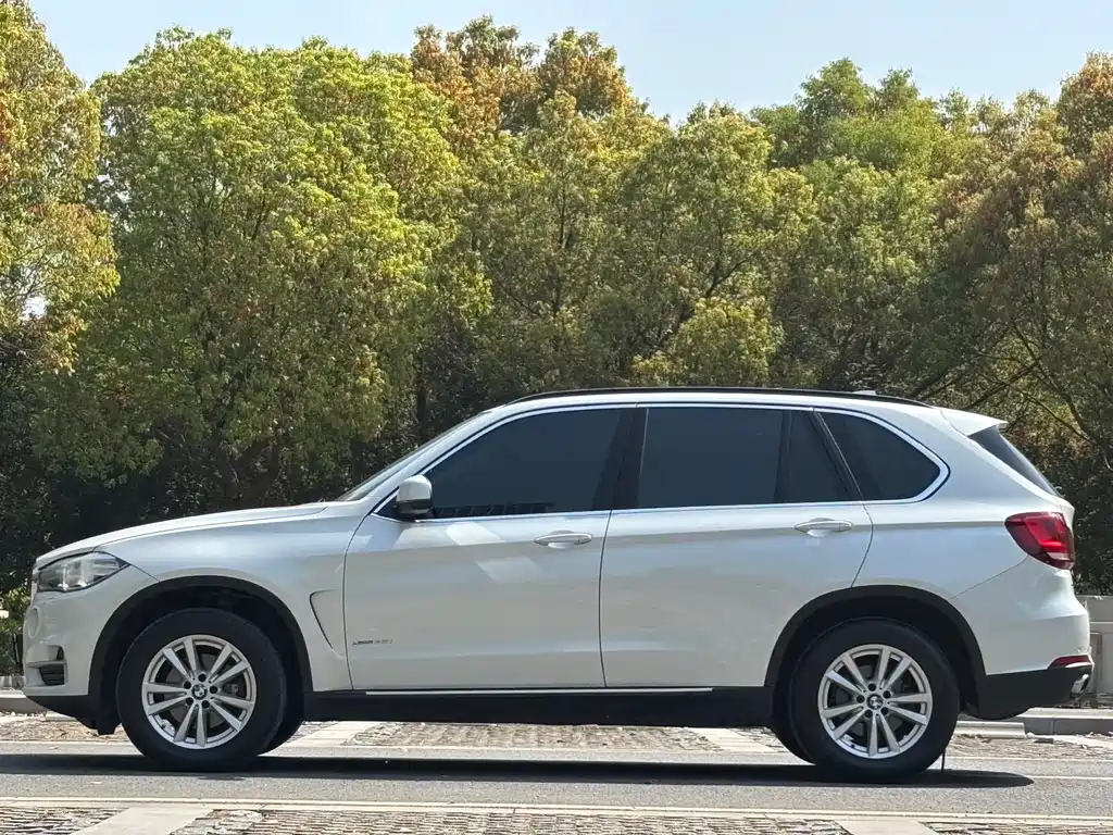 BMW X5 2015 — фото 6