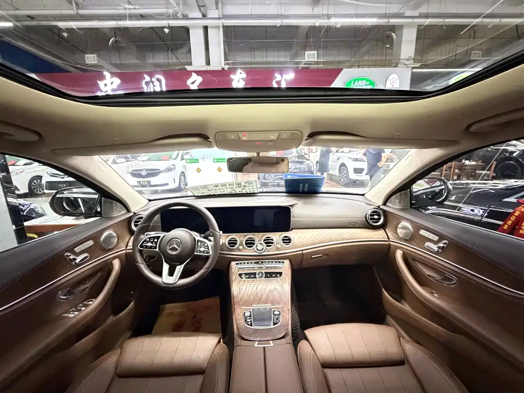 Mercedes-Benz E-Class 2019 — фото 9