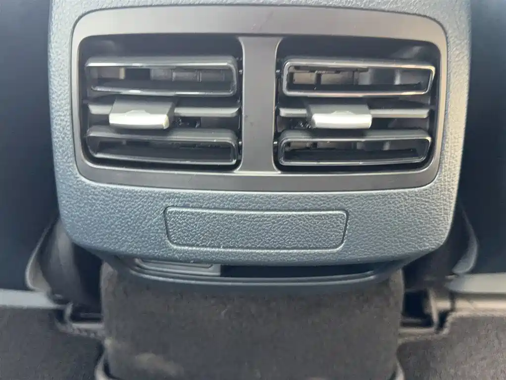 BYD Qin PLUS 2022 — фото 15