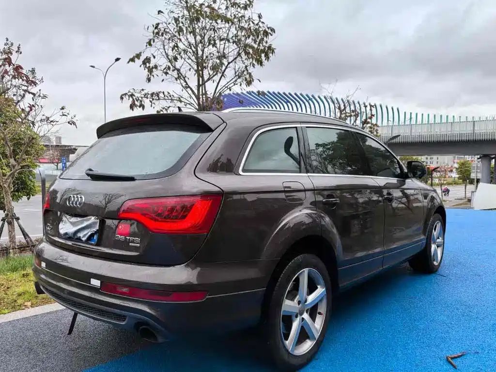 Audi Q7 2015 — фото 4