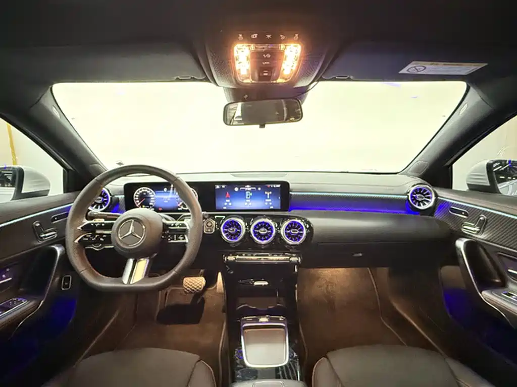 Mercedes-Benz A-Class 2025 — фото 14