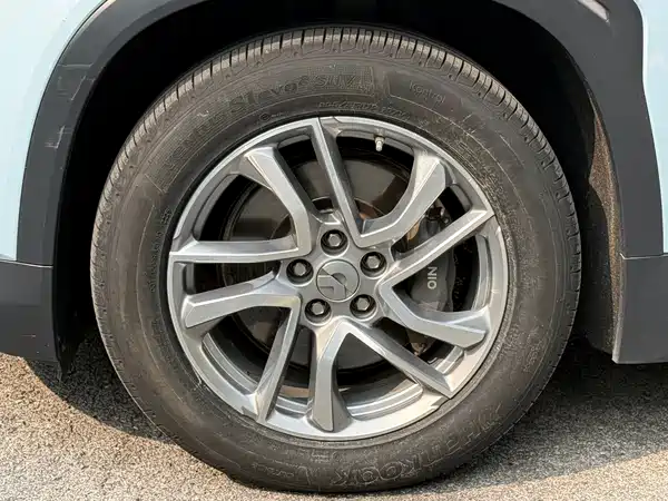 NIO ES6 2020