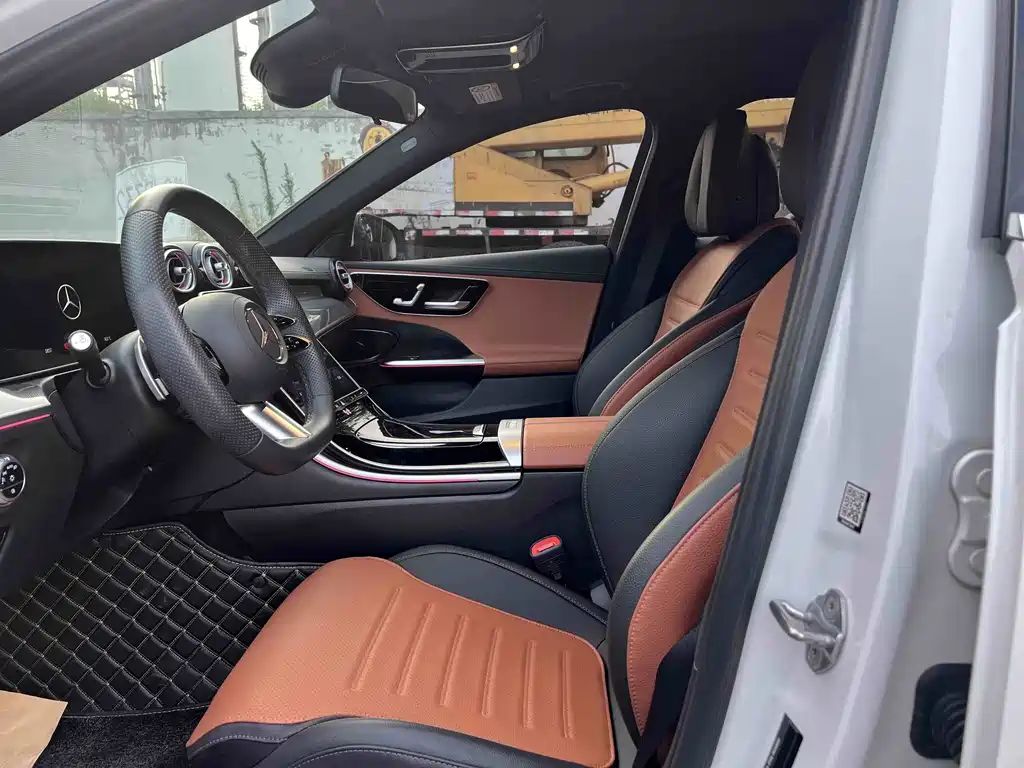 Mercedes-Benz C-Class 2023