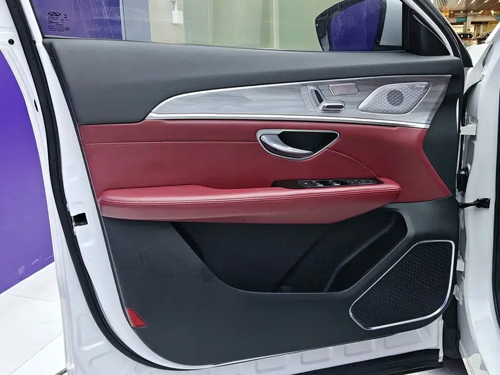 Jetour Jietu X70 PLUS 2023 — фото 33