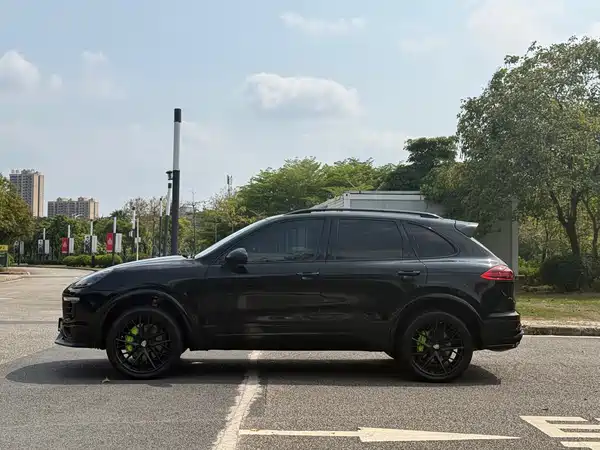 Porsche Cayenne 2015