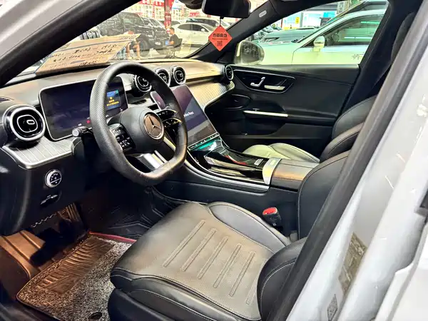 Mercedes-Benz C-Class 2023