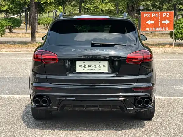 Porsche Cayenne 2015