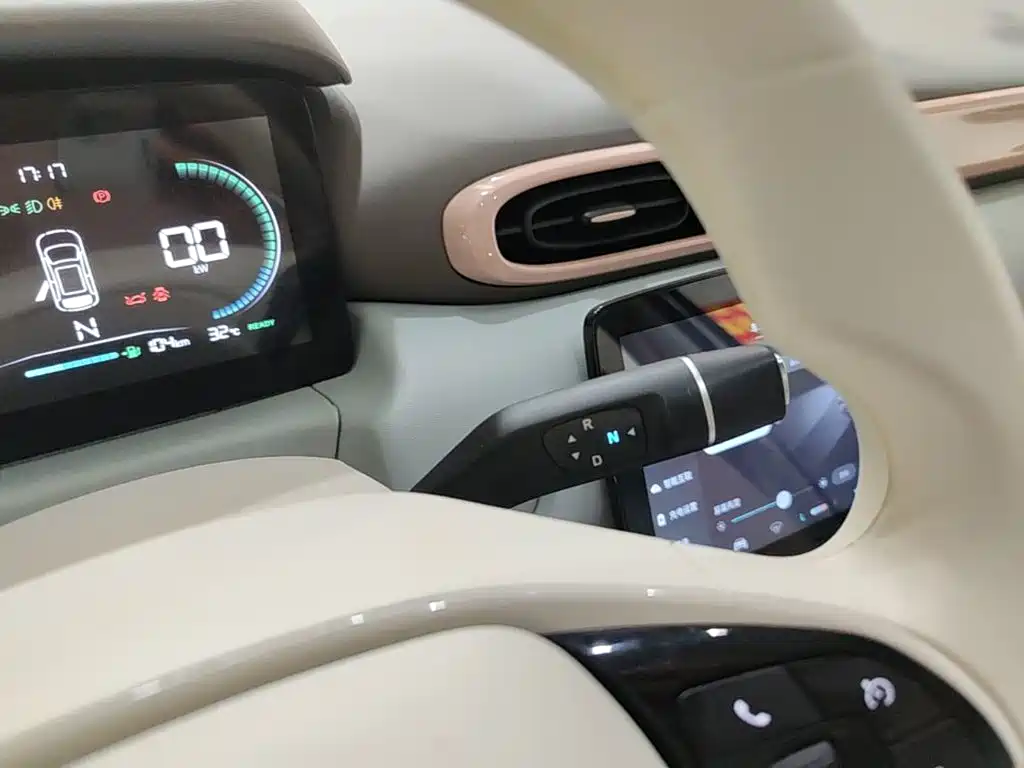 Leapmotor Zero Running T03 2024 — фото 14