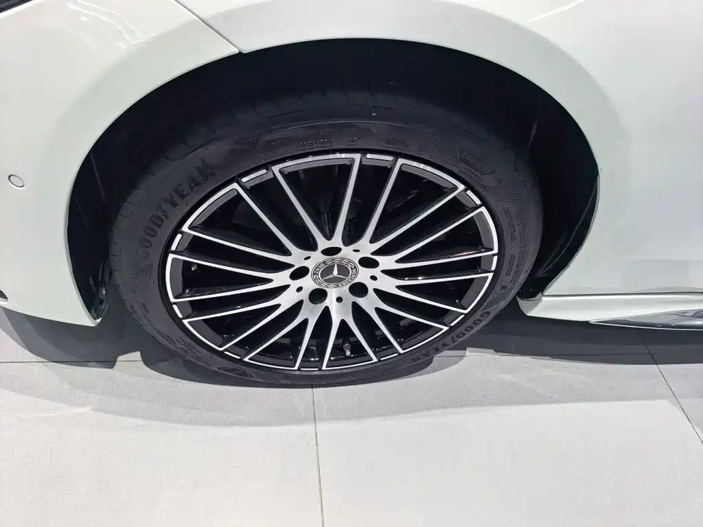 Mercedes-Benz C-Class 2022
