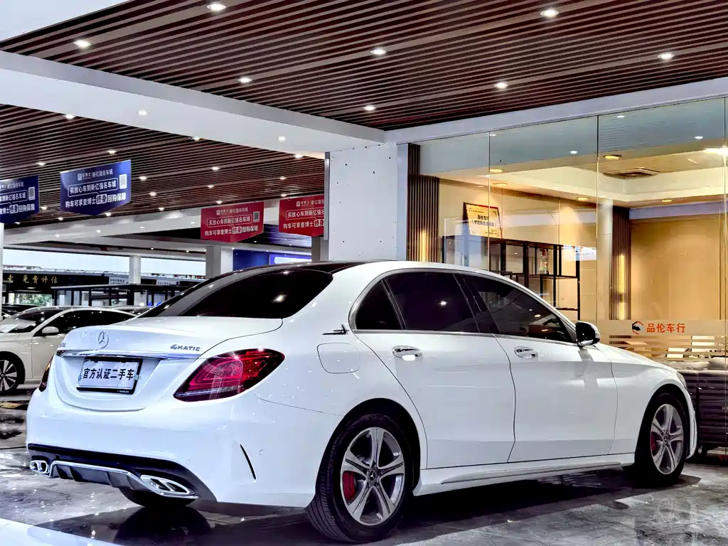 Mercedes-Benz C-Class 2020 — фото 18