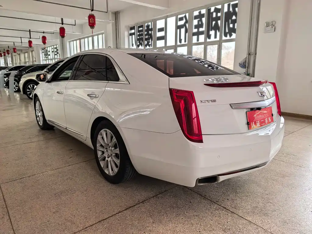 Cadillac XTS 2016 — фото 4