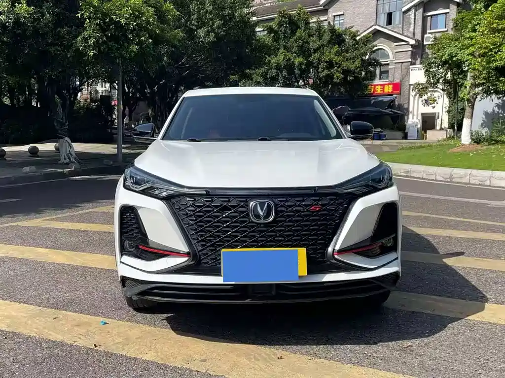 Changan CS75 PLUS 2021 — фото 2