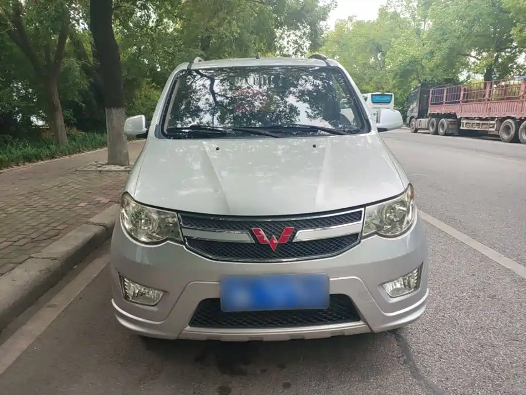 Wuling Hongguang 2018