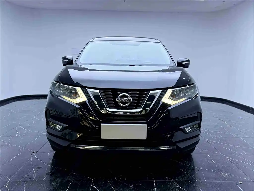 Nissan X-Trail 2018 — фото 2