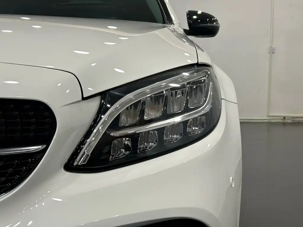 Mercedes-Benz C-Class 2021 — фото 27