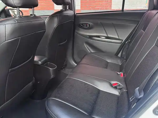 Toyota Yaris L 2020