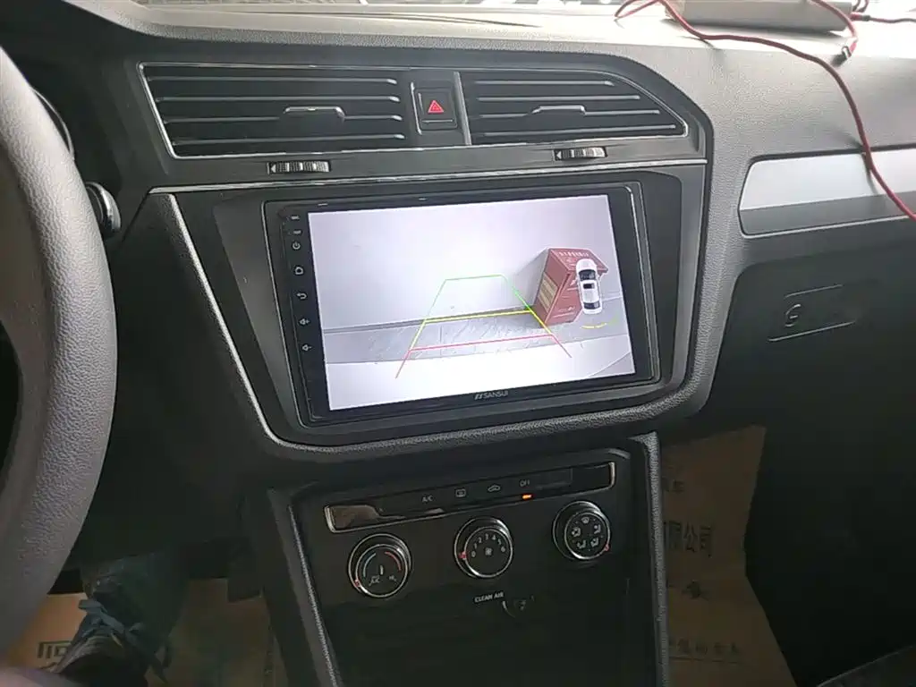 Volkswagen Tiguan L 2020 — фото 13