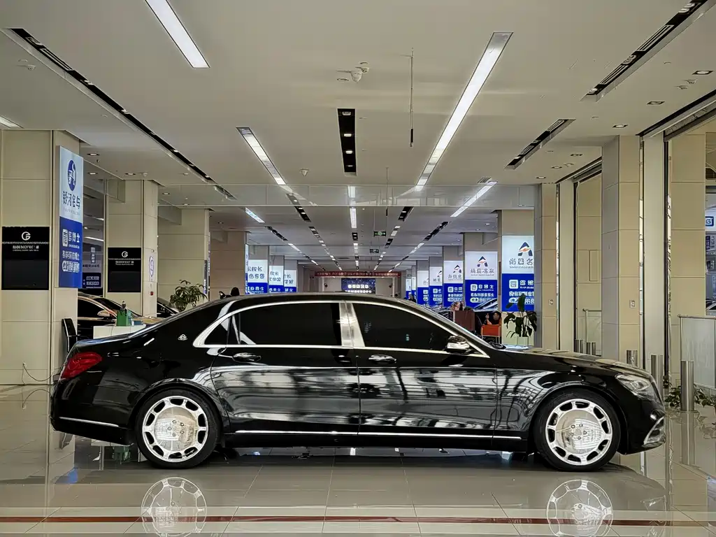 Mercedes-Benz Maybach S-Class 2015