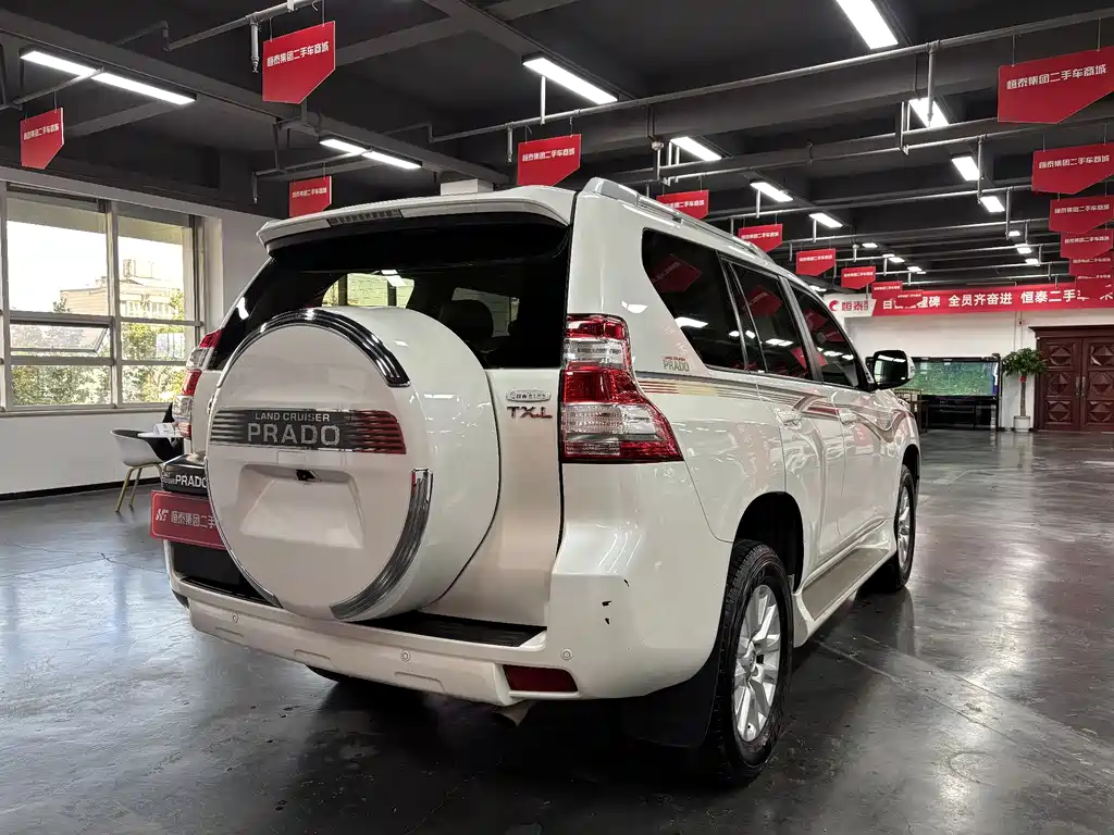 Toyota Prado 2016 — фото 15