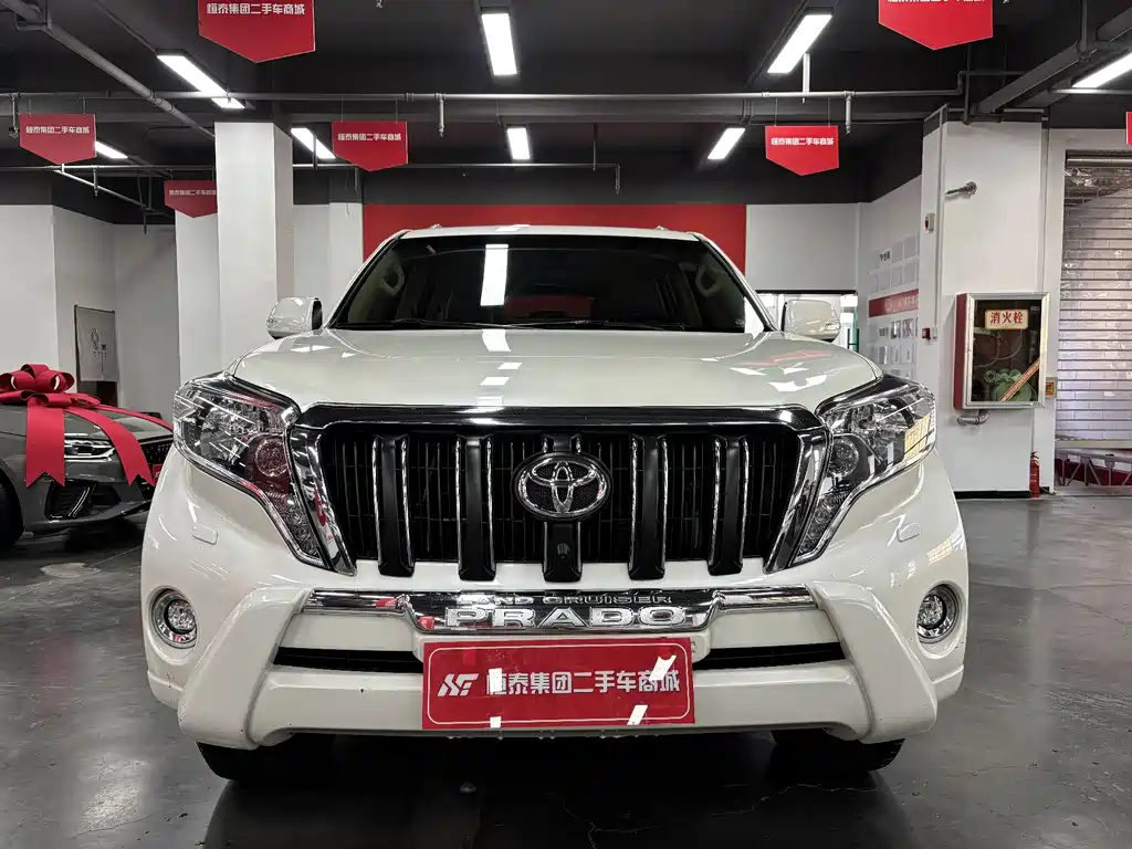 Toyota Prado 2016 — фото 2