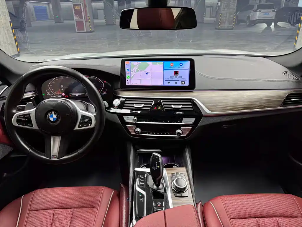 BMW 5 Series 2022 — фото 14