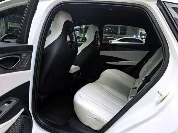 BYD Seal 06 2024
