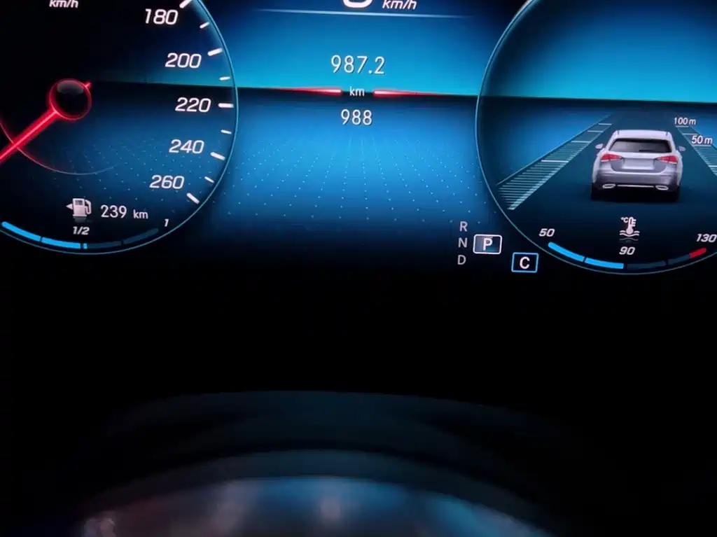 Mercedes-Benz A-Class 2021 — фото 15